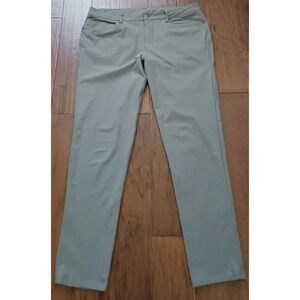 Lululemon Ripstop Men's Light Green Relaxed Fit Chino Pants Size 38x32